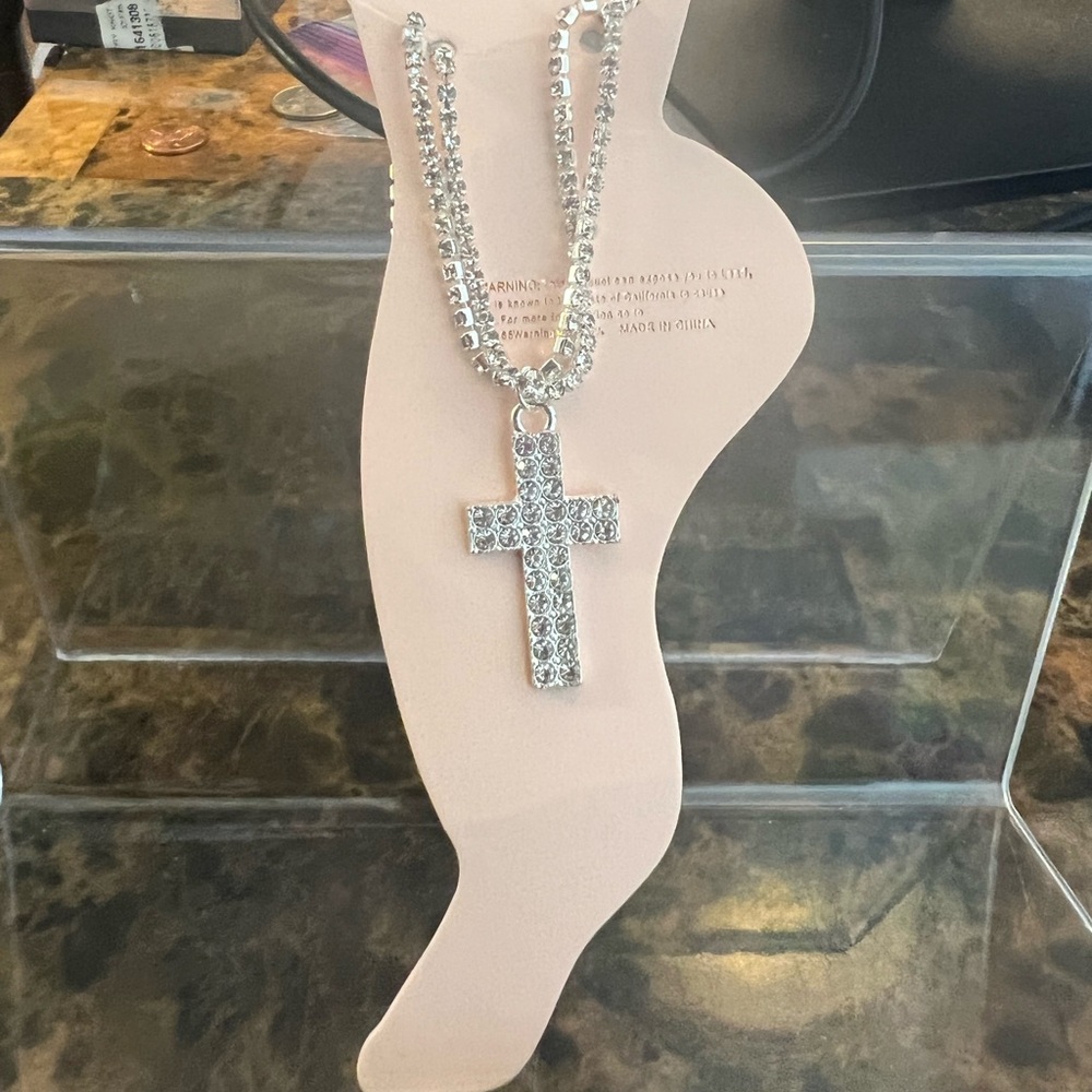 NWT Silver Cross Pendant Anklet
